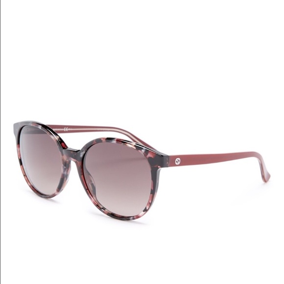 Gucci Accessories - 🎉🎉HOST PICK 🎉🎉Beautiful Gucci Sunglasses